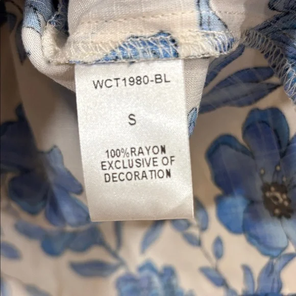 THML Blue Floral Smocked Puff-Sleeve Blouse on Cream - Picture 3 of 4